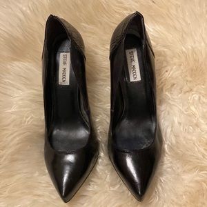 STEVE MADDEN Black point heels